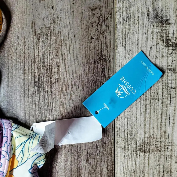 NWT Cupshe Bikini Top Underwire & Push Up Purple Orange Floral Size Large - Picture 11 of 15